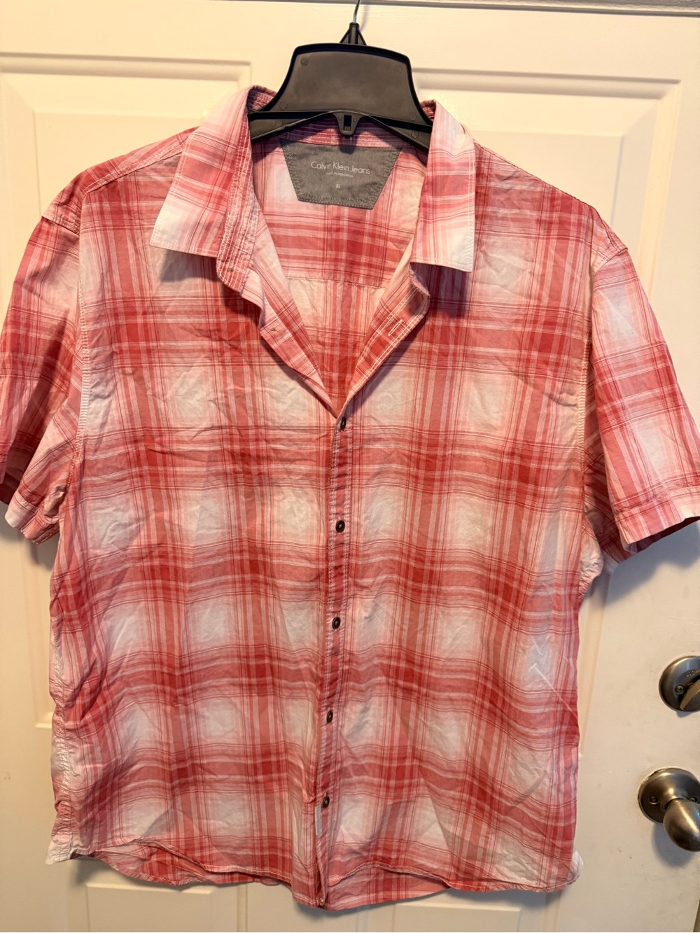 Calvin Klein Jeans Men's Pink/Red and White Plaid Short-Sleeve Button-Up